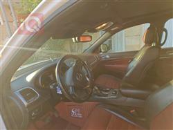 جیپ گراند شیرۆکی